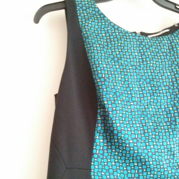 NWT Black Sheath Dress Slimming Blue Geometric Panel - Size 14 Office Chic Retro - Picture 4 of 10